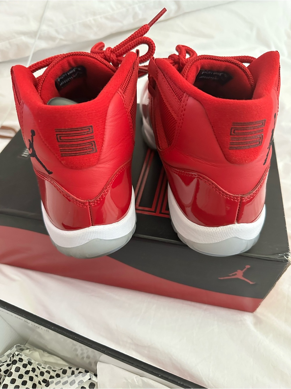 Air Jordan 11s Mid retro - Picture 3 of 8